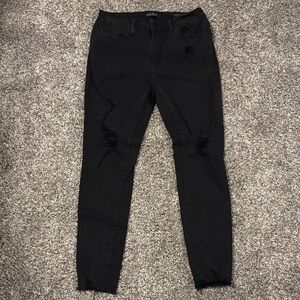 Judy Blue Black Distressed Skinny Jeans
